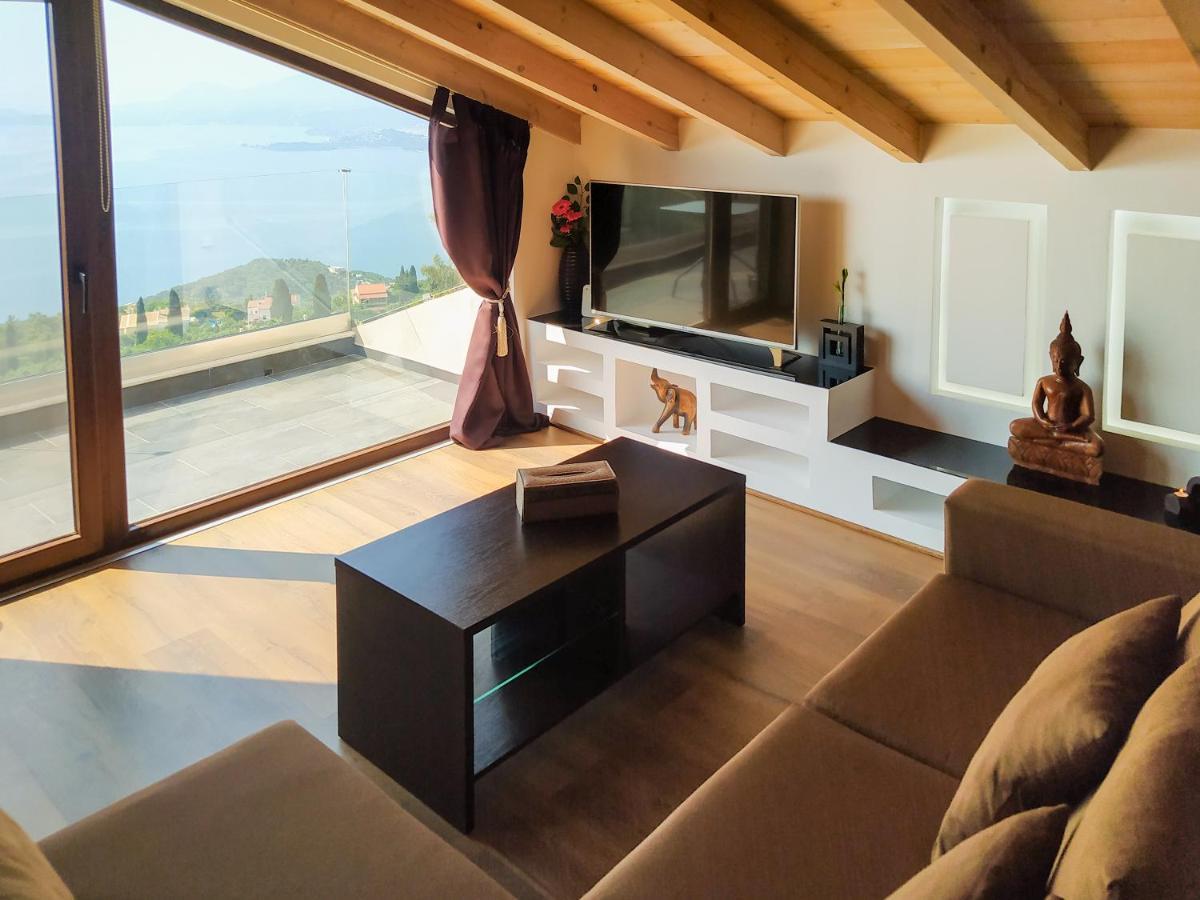 Blue Sky Loft By Corfuescapes Apartment Spartylas Luaran gambar